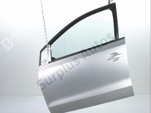 Used Left front door VW POLO V (6R1, 6C1) 1.6 TDI (90 hp) 28244542