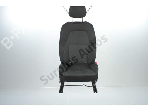 Used Right front seat RENAULT CLIO V (B7_) 1.5 Blue dCi 85 (B7AG) (86 hp) 31987177