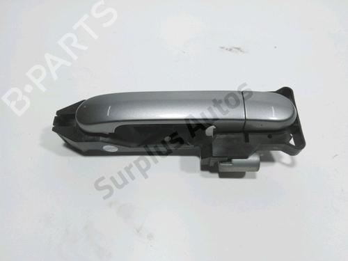 front-right-exterior-door-handle-nissan-note-e11-ne11-2005-2006-2007-2008-2009-2010-2011-2012-2013-30958211 main image