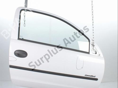Used Right front door Right front door 38104606 38104606