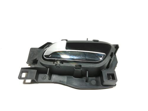 Used Front left interior door handle Front left interior door handle 28243021 28243021