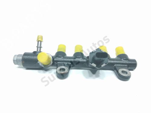 injection-rail-renault-clio-v-b7_-2019-33733470 main image