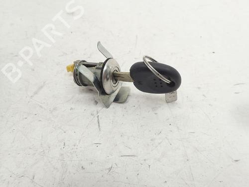 Used Tailgate lock Tailgate lock 37783144 37783144