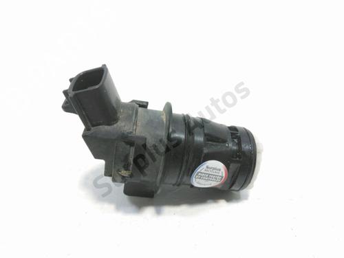Used Washer pump Washer pump LEXUS IS II (_E2_) 200d (ALE20_, ALE20R) (150 hp) 33867943 33867943