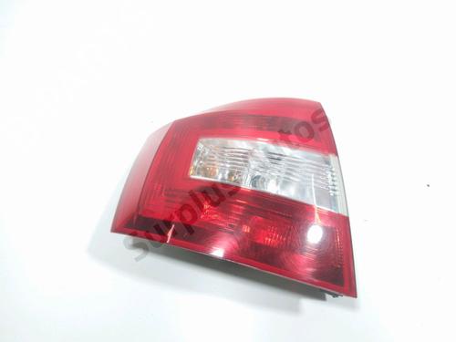 Venstre baglygte SKODA RAPID (NH3, NK3, NK6) 1.4 TDI (90 hp) 29553351