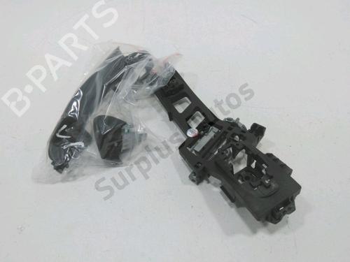 Used Front left exterior door handle FORD FIESTA VI (CB1, CCN) 1.4 TDCi (70 hp) 30995948