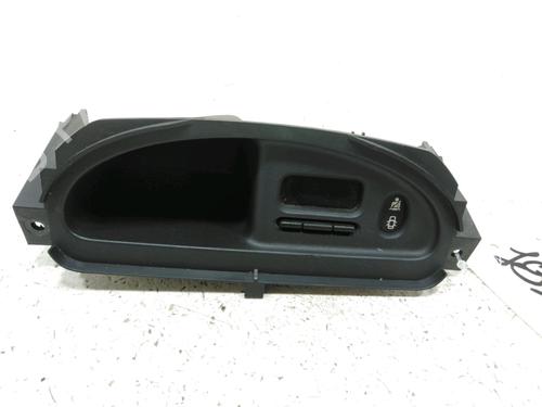 Display RENAULT CLIO II (BB_, CB_) 1.2 (BB0A, BB0F, BB10, BB1K, BB28, BB2D, BB2H, CB0A,... (58 hp) 30990590