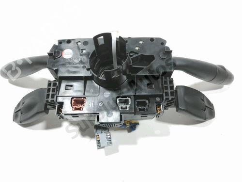 Steering wheel controls PEUGEOT 807 (EB_) 2.0 HDi | BP40213044E15 - Image 4