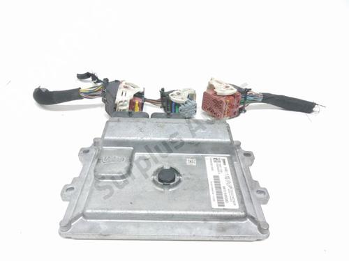 Used Engine control unit (ECU) Engine control unit (ECU) PEUGEOT 208 I (CA_, CC_) 1.2 VTI 82 (82 hp) 35941383 35941383