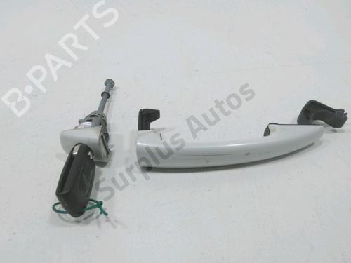 Used Front left exterior door handle Front left exterior door handle 38743119 38743119