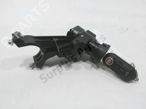 Used Ignition barrel FIAT 500L (351_, 352_) 1.6 D Multijet (199LYD1B) (105 hp) 30987317