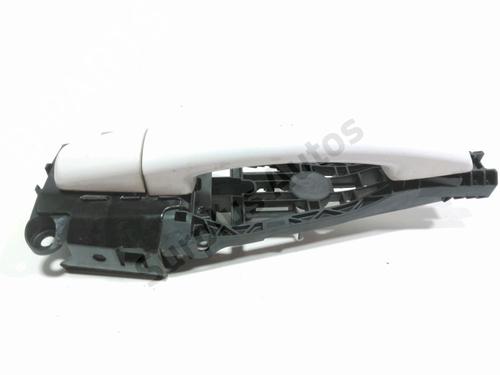 Used Front right exterior door handle OPEL CORSA E (X15) 1.3 CDTI (08, 68) (95 hp) 30828605
