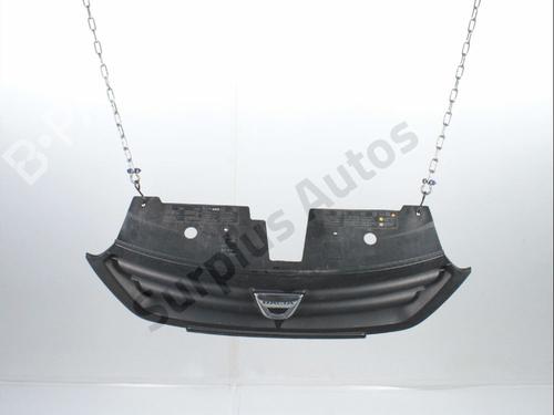 Used Grille Grille 37167843 37167843