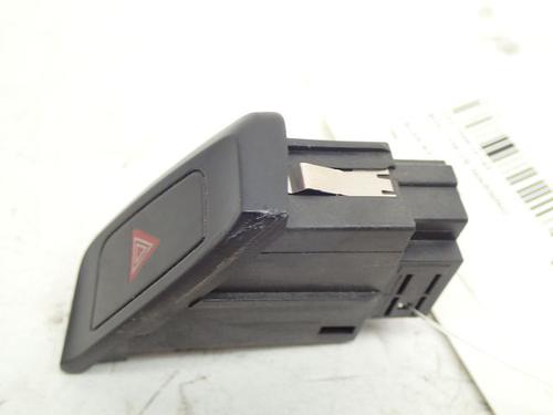 Warning switch AUDI A5 (8T3) 3.0 TDI quattro | BP37768081I22 - Image 2