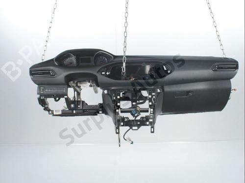 Used Dashboard PEUGEOT 308 SW II (LC_, LJ_, LR_, LX_, L4_) 1.2 THP 130 (131 hp) 28231702