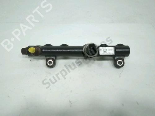 Used Injection rail PEUGEOT 508 I (8D_) 2.0 BlueHDi 180 (180 hp) 28221372