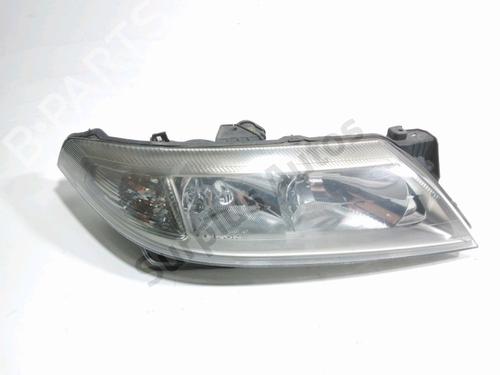 Used Right headlight Right headlight RENAULT LAGUNA II (BG0/1_) 2.0 16V Turbo (BG0S, BG1L, BG1M) (163 hp) 34617240 34617240