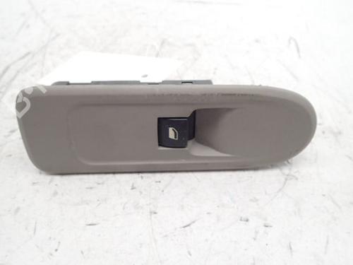 Used Right front window switch Right front window switch CITROËN C5 III (RD_) 2.0 HDi 140 (RDRHF8, RDRHFA, RDRHA8, RDRHAJ) (140 hp) 30994149 30994149