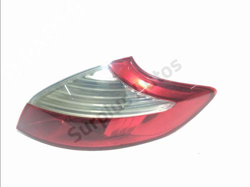 right-taillight-renault-megane-iii-hatchback-bz01_-b3_-2008-36069080 main image
