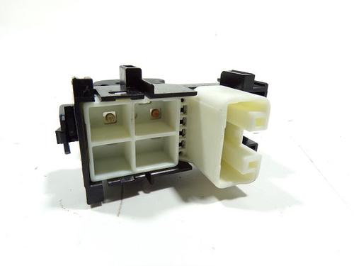 Right front window switch CITROËN C1 II (PA_, PS_) 1.0 VTi 68 | BP37772717I26 - Image 2