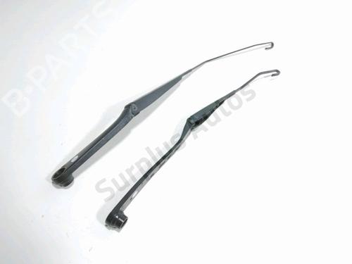 Vindspejlsviskerarm NISSAN JUKE (F15) 1.2 DIG-T (115 hp) 32311432