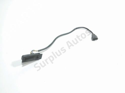 Used Switch NISSAN QASHQAI II (J11, J11_) 1.2 DIG-T (115 hp) 28259120