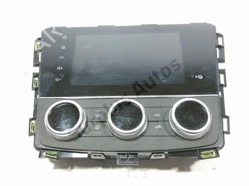 display-monitor-renault-kadjar-ha_-hl_-2015-40620668 main image