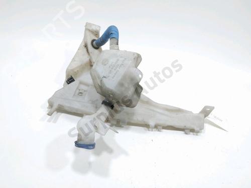 windscreen-washer-tank-volvo-c30-533-2006-2007-2008-2009-2010-2011-2012-2013-31008800 main image