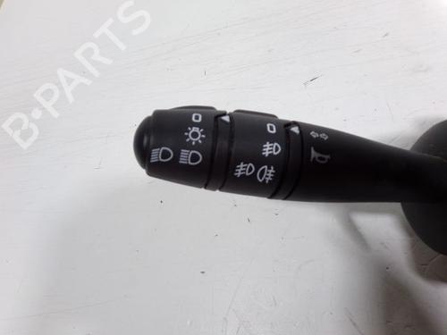 Steering wheel controls RENAULT TWINGO II (CN0_) 1.2 16V (CN0K, CN0V, CN0A) | BP28226742E15
