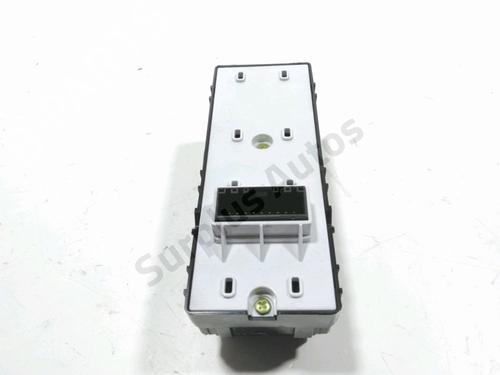 Left front window switch KIA STONIC (YB) 1.0 T-GDi | BP33750383I27 - Image 2