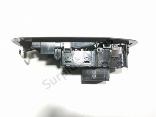 Left front window switch PEUGEOT 208 I (CA_, CC_) 1.2 VTI 82 | BP37017901I27 - Image 2