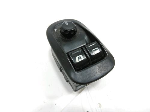 Used Left front window switch PEUGEOT 206 Hatchback (2A/C) 1.9 D (69 hp) 30998930