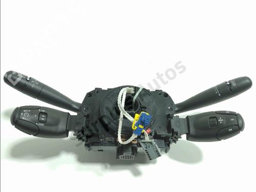 Used Steering wheel controls Steering wheel controls CITROËN C2 (JM_) 1.4 (73 hp) 33281268 33281268