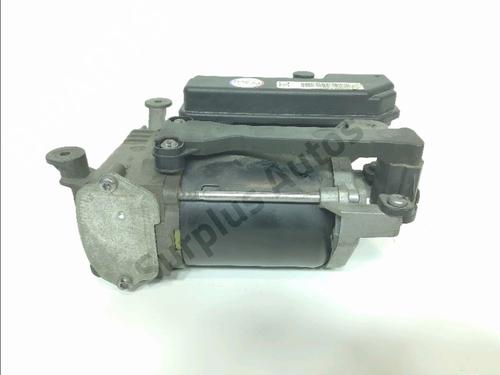 Used Suspension compressor Suspension compressor CITROËN C4 Picasso I MPV (UD_) 2.0 HDi 138 (136 hp) 40212985 40212985
