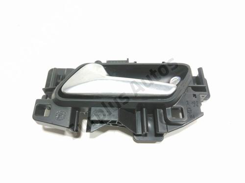 Used Rear left interior door handle Rear left interior door handle 30086824 30086824