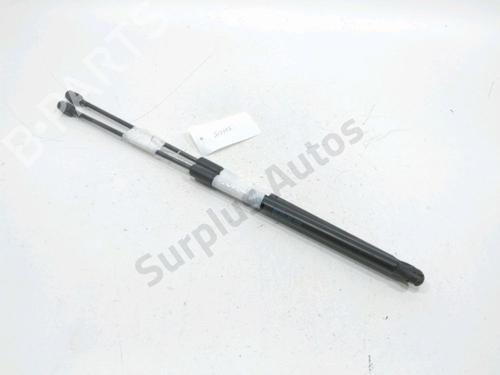 tailgate-lift-support-skoda-octavia-ii-1z3-2004-2005-2006-2007-2008-2009-2010-2011-2012-2013-31001941 main image