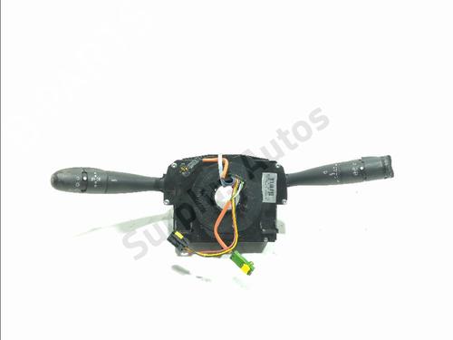 Used Steering wheel controls Steering wheel controls CITROËN C3 I (FC_, FN_) 1.4 HDi (68 hp) 34616398 34616398