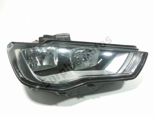 Phare droit AUDI A3 Limousine (8VS, 8VM) 1.6 TDI (110 hp) 32102676