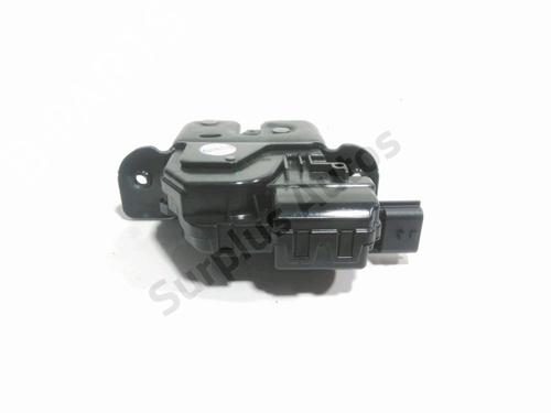 Tailgate lock SMART FORTWO Coupe (453) electric drive (453.391) | BP31987060C101