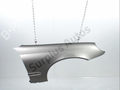 right-front-fenders-mercedes-benz-c-class-w203-2000-2001-2002-2003-2004-2005-2006-2007-31694149 main image