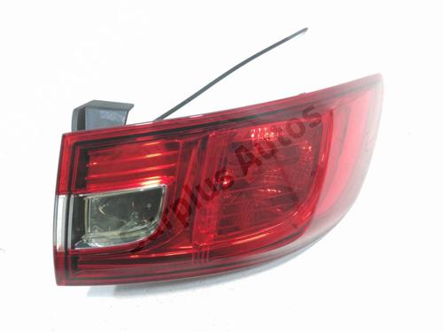 right-taillight-renault-clio-iv-bh_-2012-2013-2014-2015-2016-2017-2018-2019-2020-2021-40060817 main image