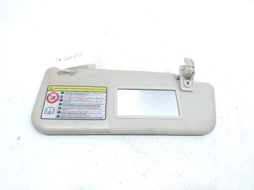 Used Right sun visor Right sun visor 31002713 31002713
