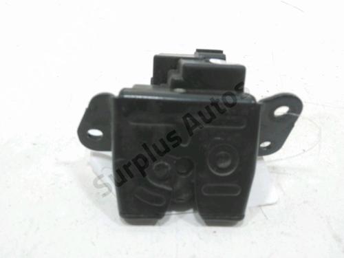 Used Tailgate lock KIA SOUL I (AM) 1.6 CRDi 128 (126 hp) 31001747