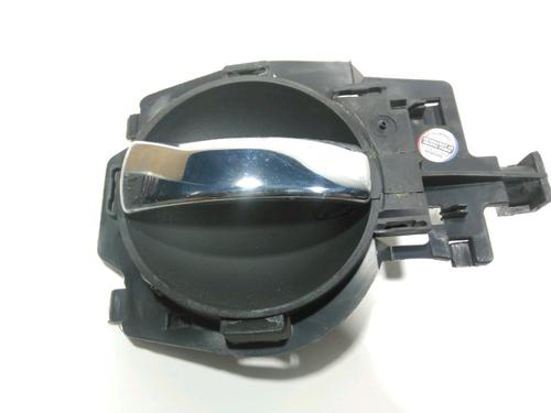 Used Rear right interior door handle Rear right interior door handle 28252333 28252333