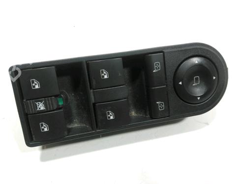 Used Left front window switch OPEL ZAFIRA / ZAFIRA FAMILY B (A05) 1.9 CDTI (M75) (120 hp) 28249189