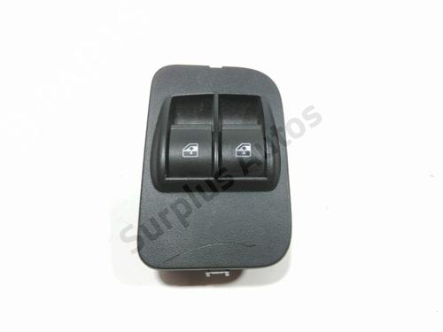 Used Left front window switch Left front window switch FIAT QUBO (225_) 1.3 D Multijet (225CXB1A, 225AXB1A, 225CXB11, 225AXB11,... (75 hp) 33904013 33904013