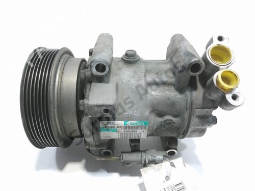 Used AC compressor AC compressor RENAULT TWINGO II (CN0_) 1.2 16V (CN0K, CN0V, CN0A) (76 hp) 33231080 33231080