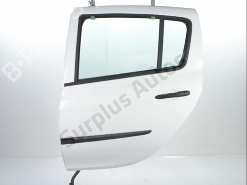 Used Left rear door RENAULT CLIO III (BR0/1, CR0/1) 1.2 16V (BR02, BR0J, BR11, CR02, CR0J, CR11) (75 hp) 28333408