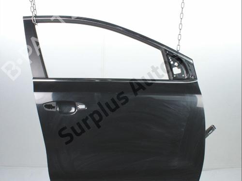 Used Right front door Right front door 38104601 38104601