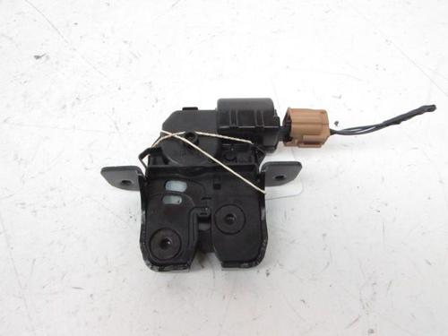 Tailgate lock RENAULT TWINGO III (BCM_, BCA_) 0.9 TCe 90 (BCM9, BCM2) | BP28260444C101 